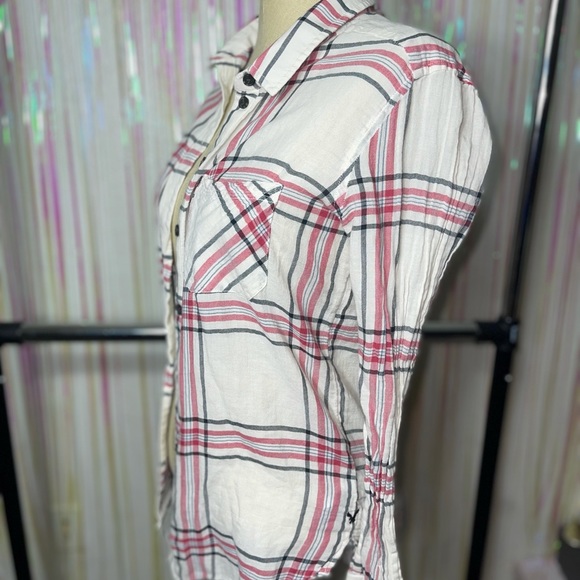 flannel bundle (2) - Picture 6 of 9